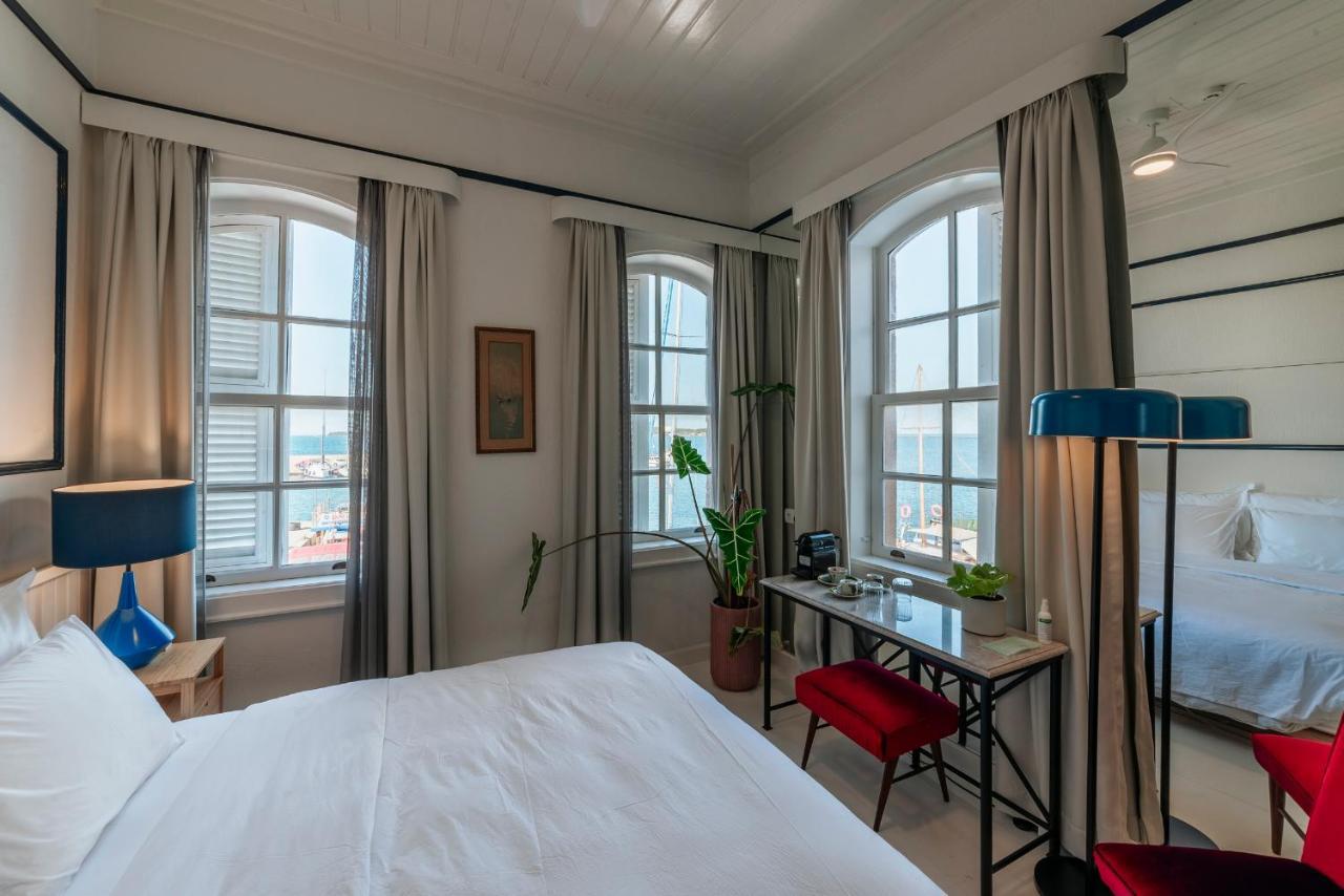 Guemruek Urla Hotel Ngoại thất bức ảnh