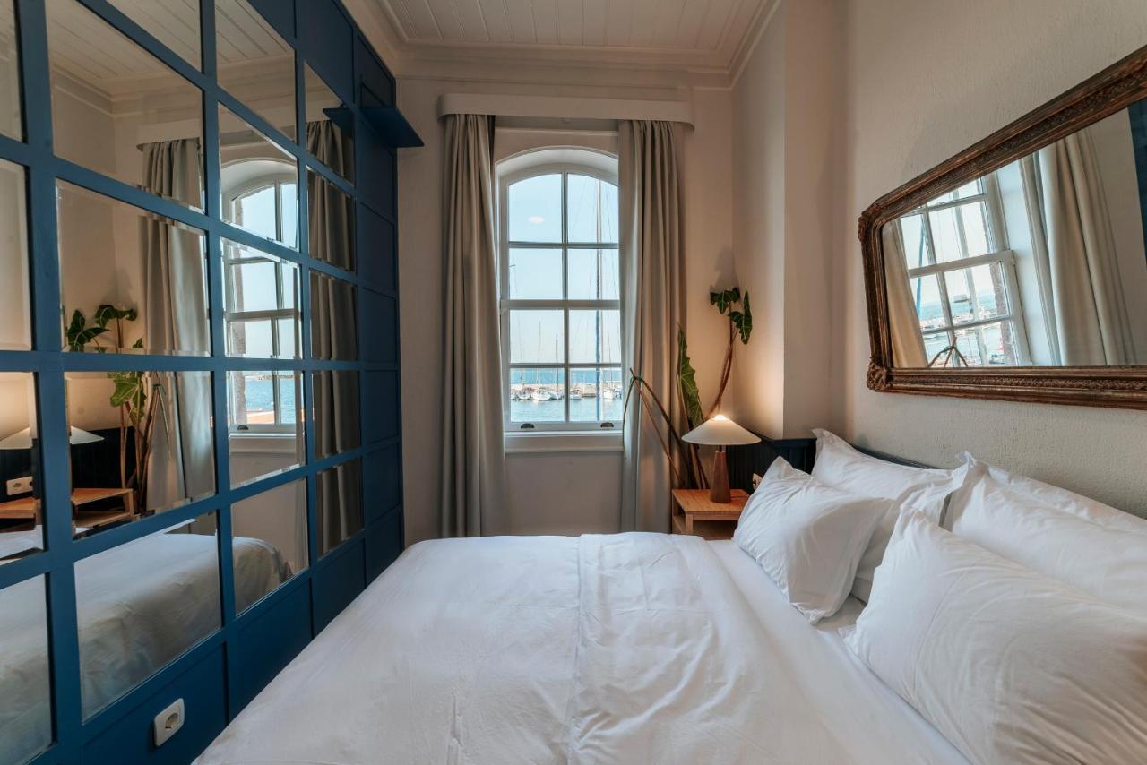 Guemruek Urla Hotel Ngoại thất bức ảnh