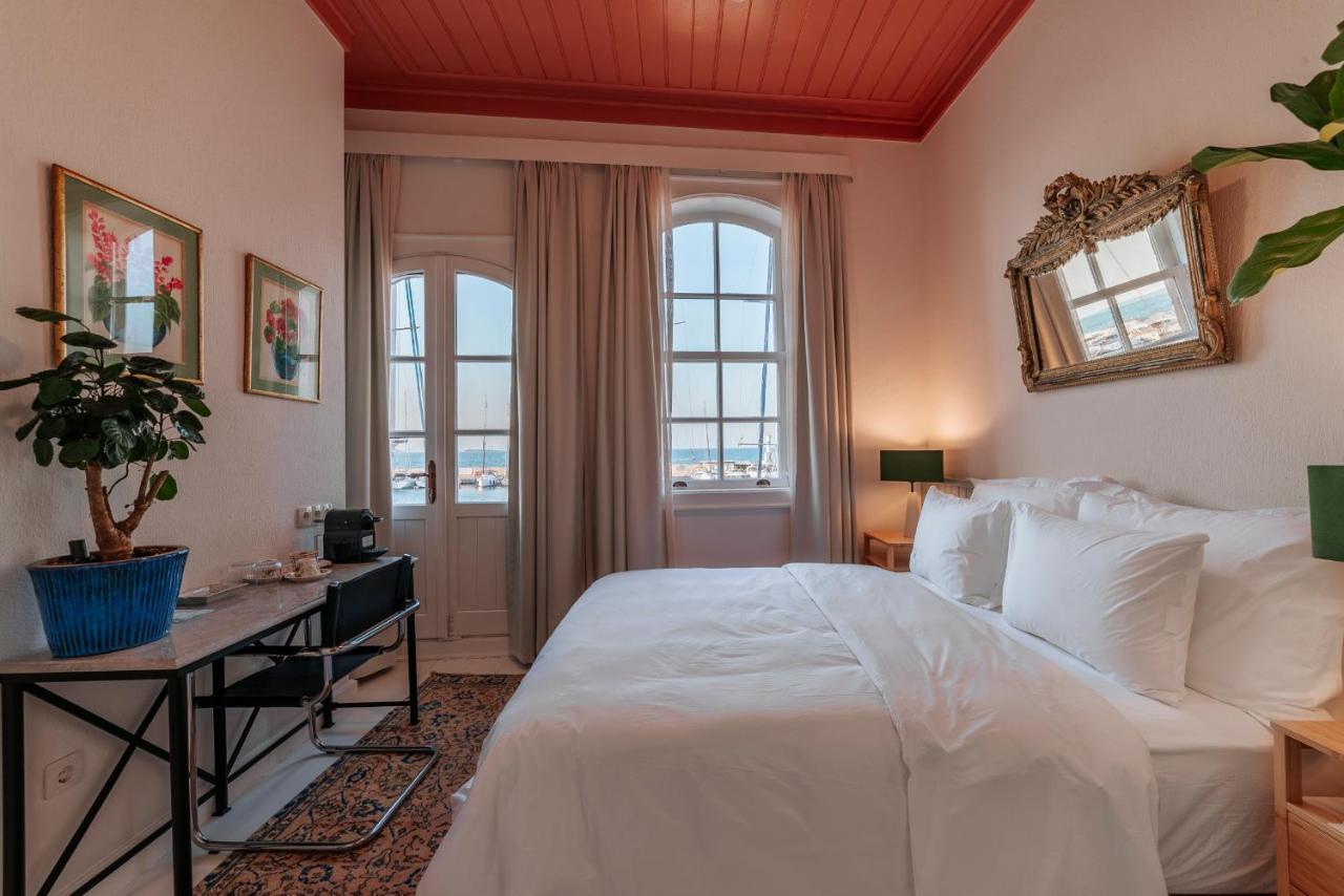 Guemruek Urla Hotel Ngoại thất bức ảnh